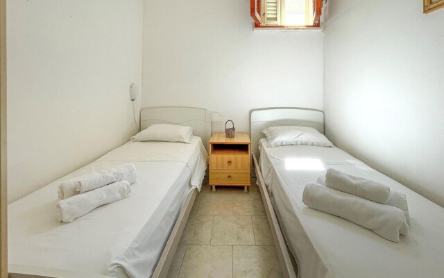 Awesome Home in Castro With 2 Bedrooms