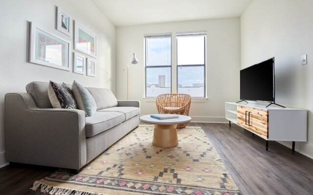 Sonder — Steelhouse