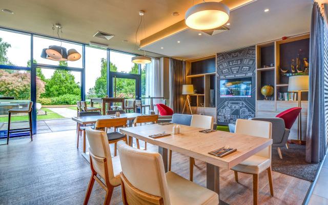 Holiday Inn Prague Airport by IHG
