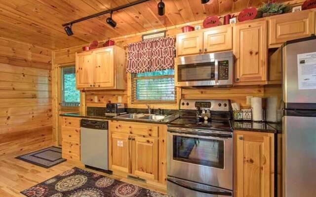 Makin Memories - Two Bedroom Cabin