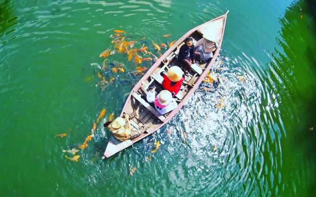 Kampung Sampireun Resort & Spa