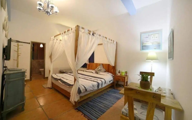 Yangshuo Yisu Xijie Hostel