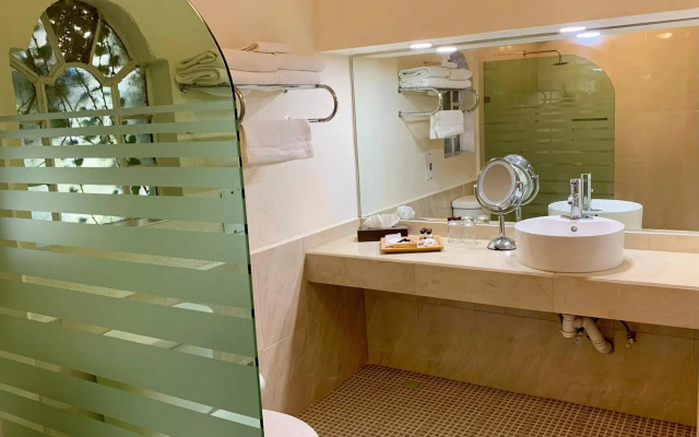 Inn Galerias Hotel