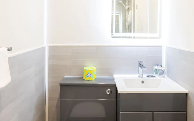 Host Stay Clifton Studio 5