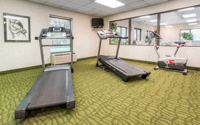 Comfort Inn Duncansville - Altoona