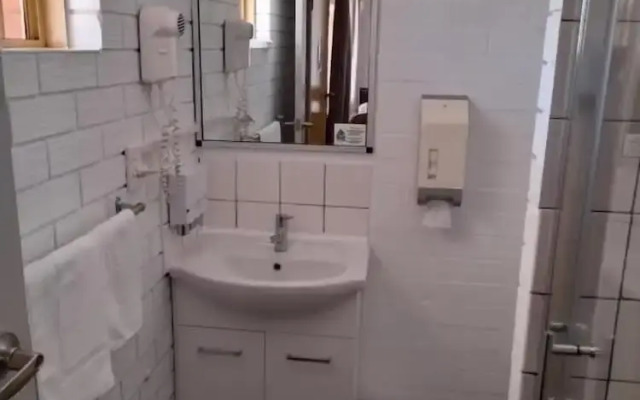 Junction Motel Wagga