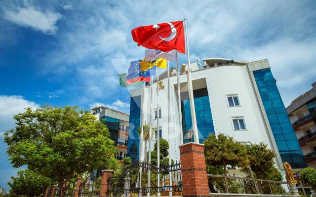 Rada Apart Hotel