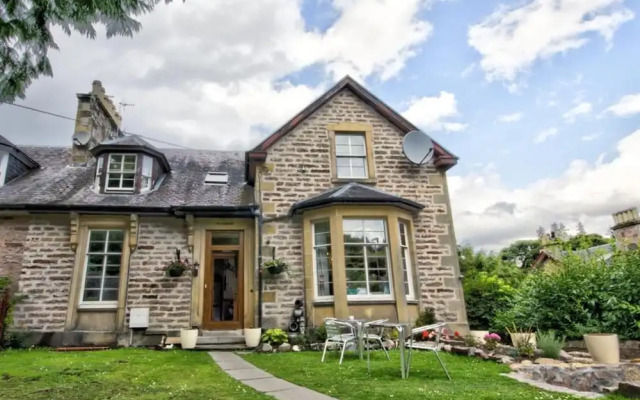 Stunning 5-bed House in Inverness