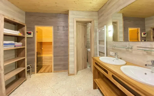 Chalet in Dienten With Mountain Views