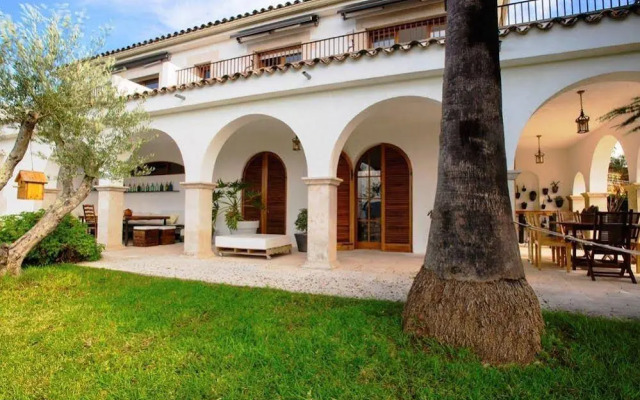 Montjuic Bed & Breakfast