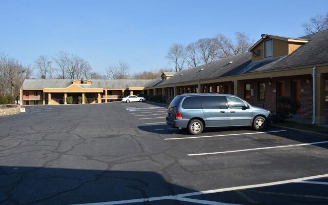 Budget Inn - Falls Church