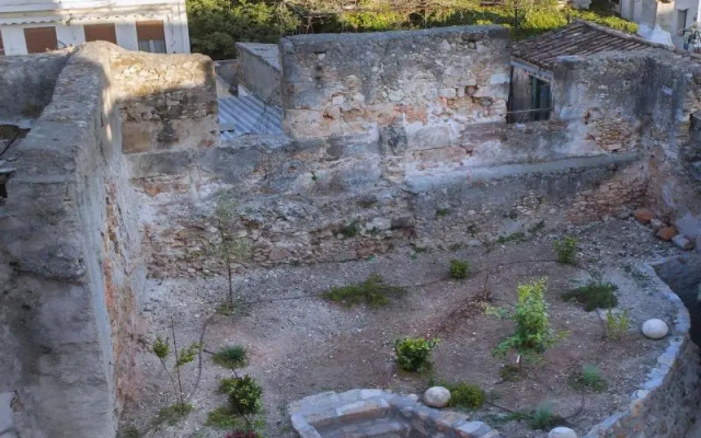 Kasteli Suites