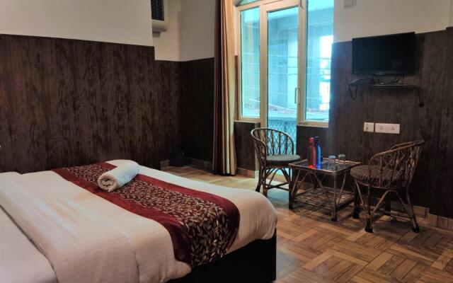 Bhagirathi Hotel in Tapovan By PerfectStyaz