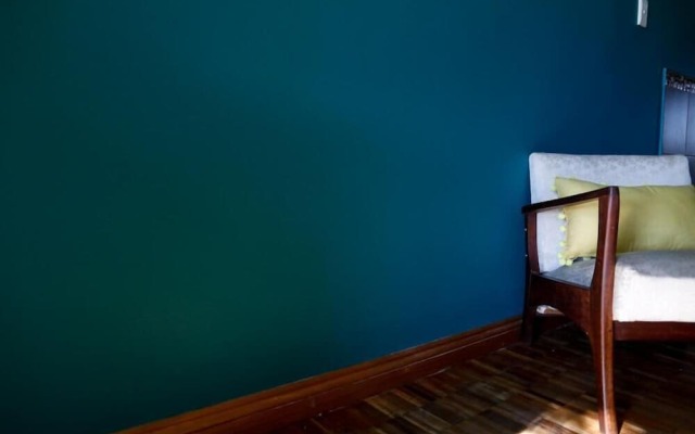 The Hedge Guesthouse