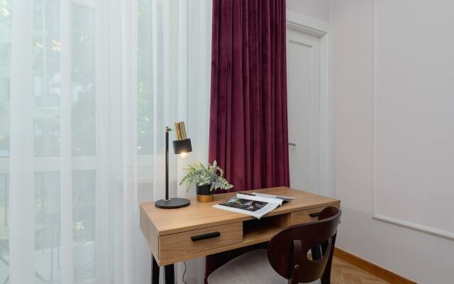 Mickiewicza Apartment Cracow by Renters