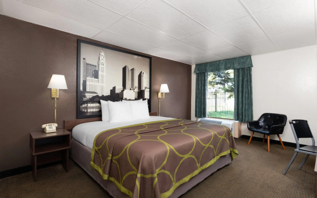 Super 8 by Wyndham Columbus
