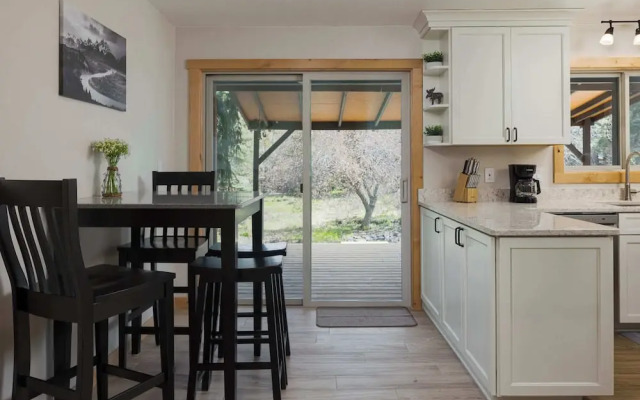 Diamond Retreat in Bend for 6!