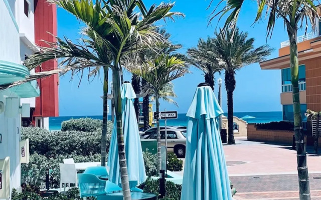 The Marlin Beachside
