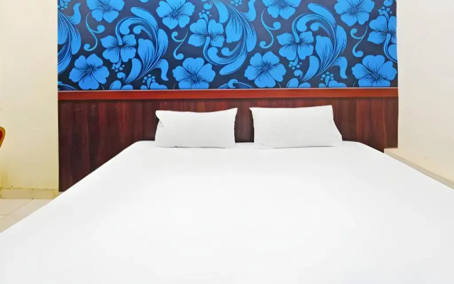 Hotel O Alun-Alun Purwokerto Near Gor Satria Purwokerto Formerly Guest House Blessing