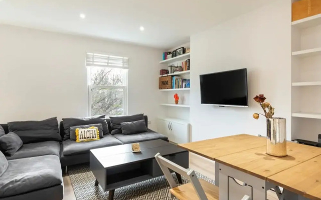 Modern, Cosy and Bright 1 Bedroom Apartment in Ealing