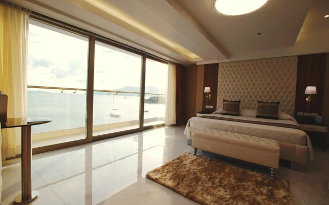Central Park Reef Resort