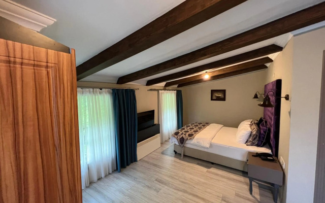 Pordanis Hotel