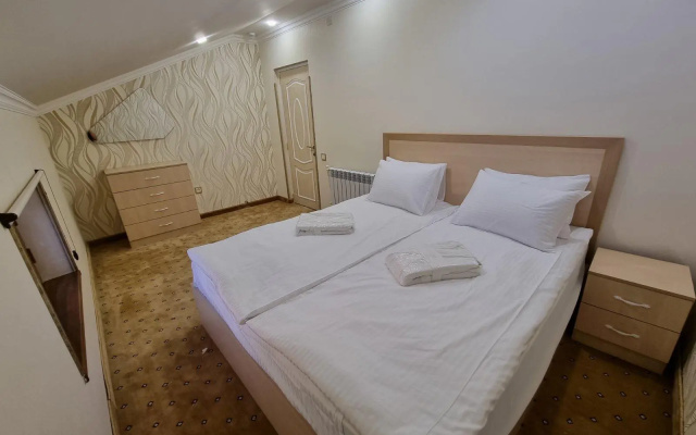 Anga Yerevan Hotel (Анга Ереван)