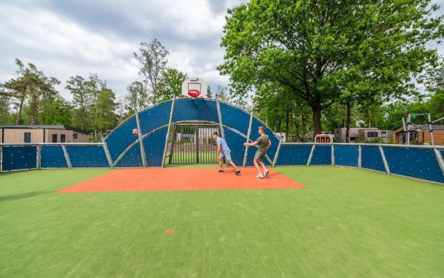 Holiday Park Home With Modern Charm