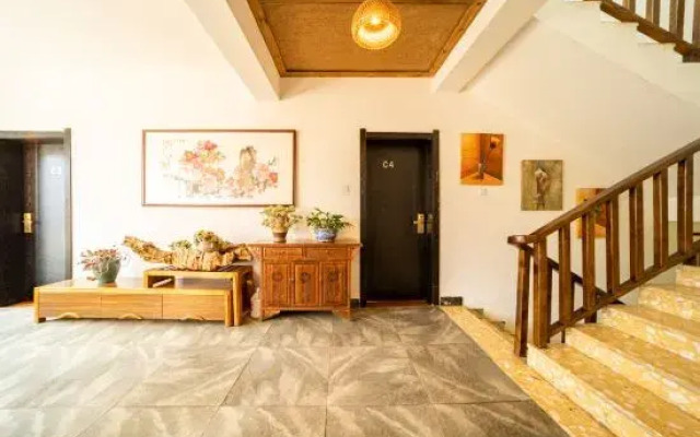 DaLi·Flowers bloom that year raditional garden experience homestay (Ancient City Branch)