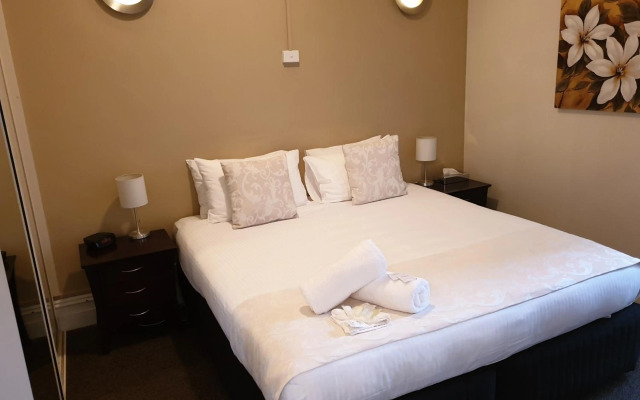 Balcony On Sixth Lodge