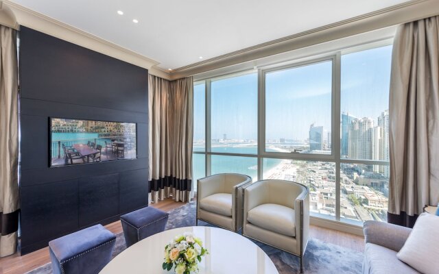Al Bateen  by Deluxe Holiday Homes