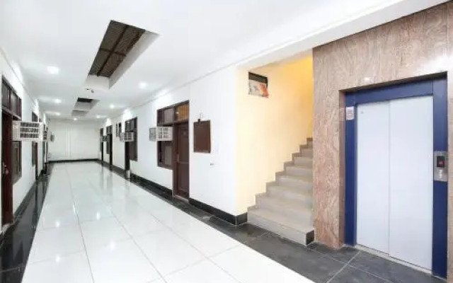 OYO 14823 Skyheights