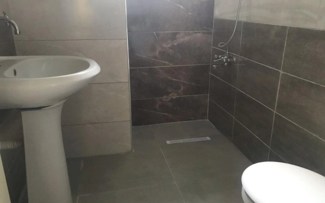 Belcan Hotel - Image 6