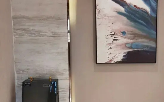 City Comfort Inn Hotel (Liuzhou Wuling Liutai Road)