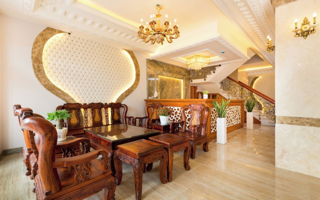 Golden Central Hotel Trang Bang