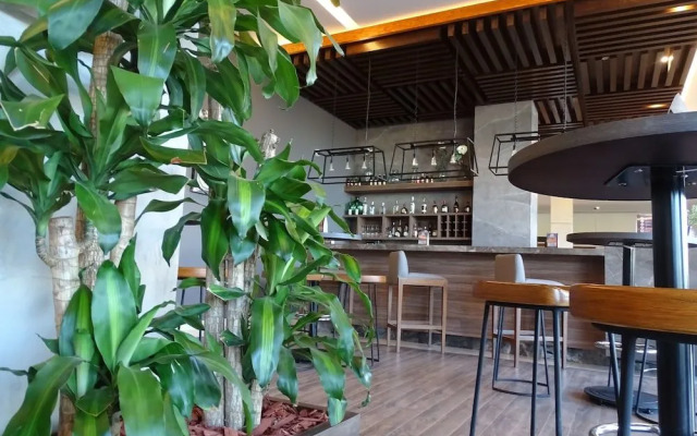 Hampton Inn by Hilton Celaya