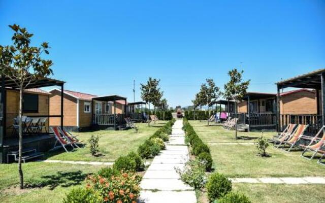 Mobile Homes Giovanni's beach Copacabana