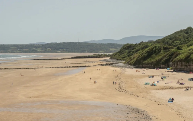 4 Parc Delfryn