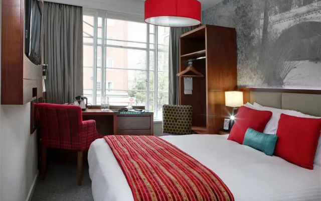 The Kensington Hideaway