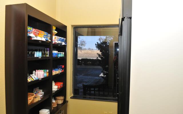 Best Western Plus DFW Airport Suites