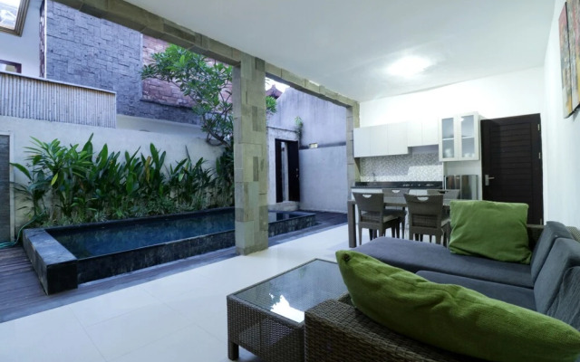 OYO 2693 The Ulun Kubu 4