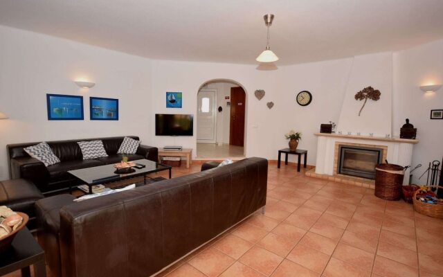 Fantastic Villa in Albufeira With Private Swimming Pool