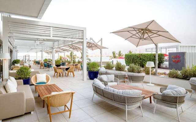 Th8 Palm Dubai Beach Resort, Vignette Collection, by IHG