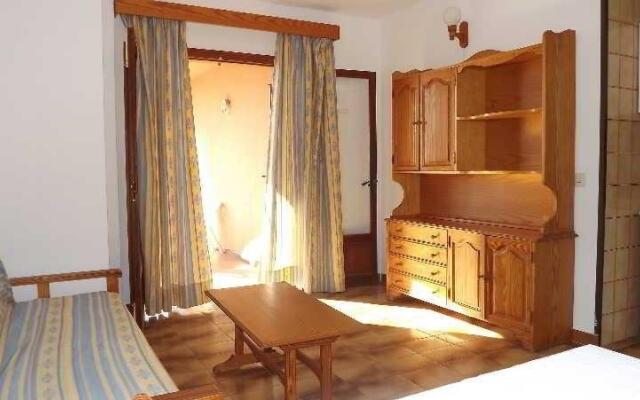 Apartamentos Monac Beach