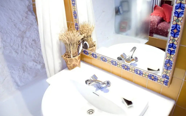Enkidu Artist Apartment