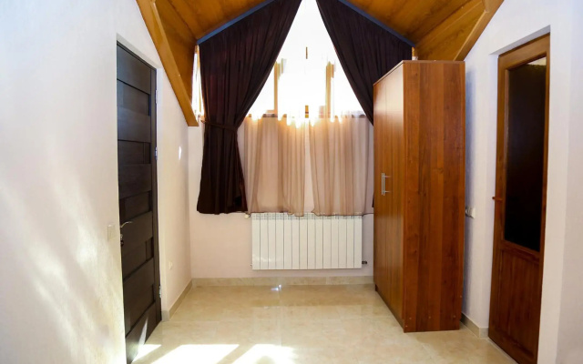 Cascade Sarmeni 33