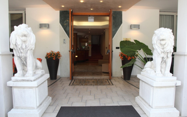 Hotel Gran Venere Beach