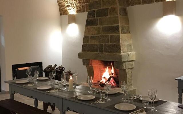 Masseria Le Mandorle