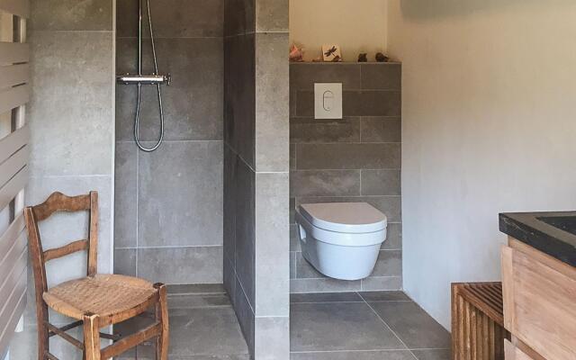 Historic Mansion by the River Lot in Cenevieres