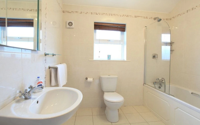 Ardmullen 4 bed Walnut